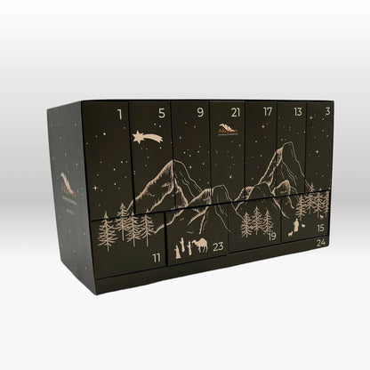 Adventskalender: 17er Set von Akantus bemalt mit Krippenhaus "Akantus Design Original" Eiche I AD-0-2 + KB-3