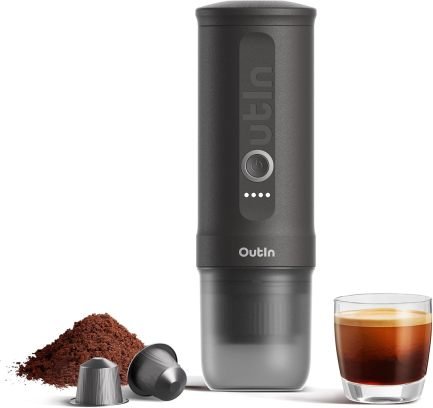 OutIn Nano Tragbare Espressomaschine mit Akku, für unterwegs oder Camping, Kaffeemaschine to go, mit elektrischer Selbsterhitzung über USB – C, 2 in 1 für gemahlenen kaffee und NS – kapseln