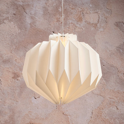 Batteriebetriebene LED-Papier-Pendelleuchte Shrewsbury in Warmweiß