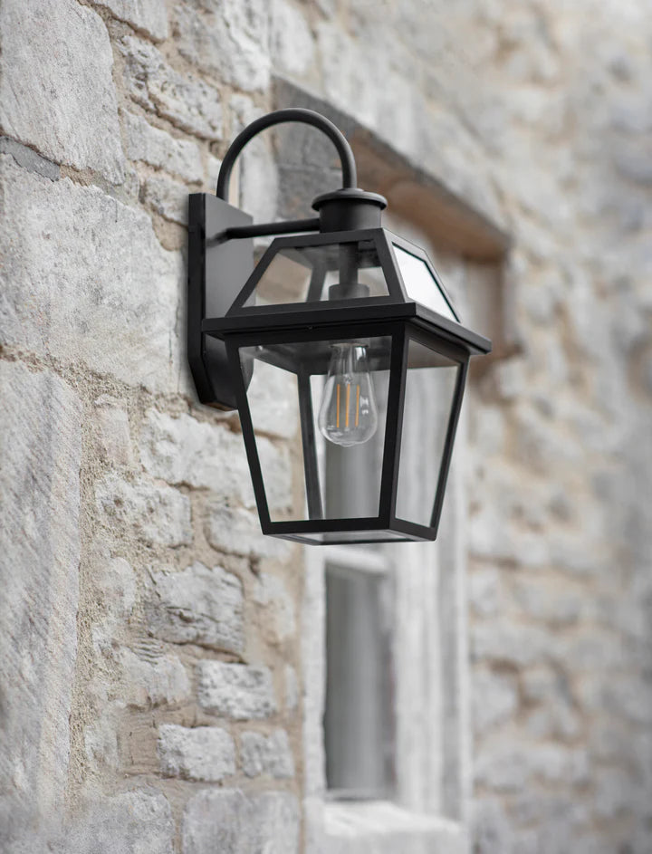 Harrow Wandleuchte Schwarz – Moderne LED-Wandlampe für Innen- und Außenbereich