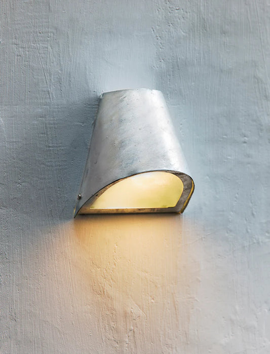 St Ives Funnel Light – Maritime Außen-Wandleuchte im Industrial-