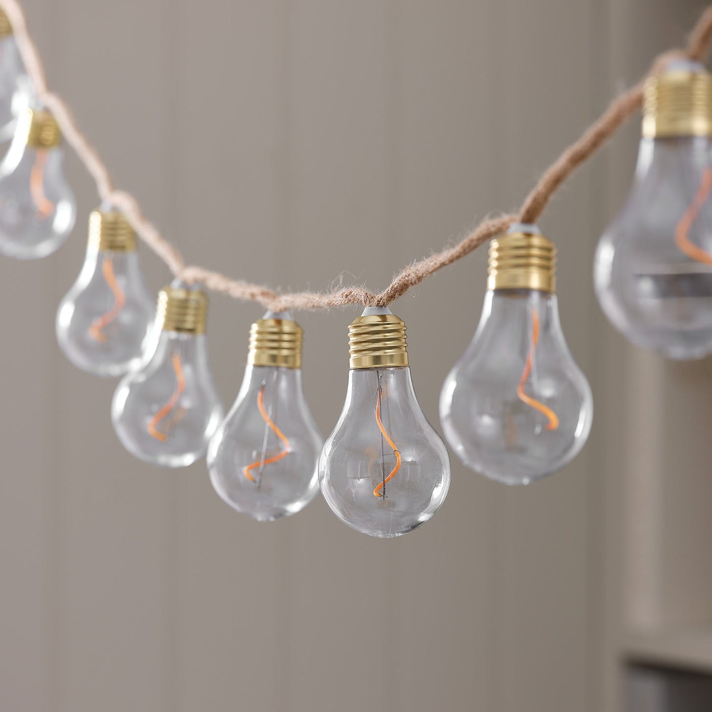 10er transparente Glühbirnen-LED-Lichterkette auf Naturseil mit Timer