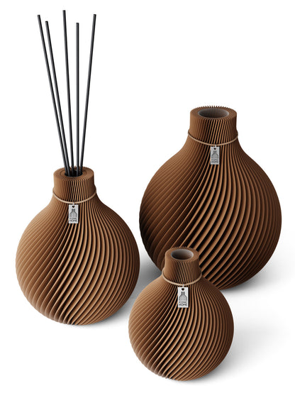 3 Vasen Set Duftvase Sphere Choco Brown 26 cm ICONIC HOME Naturfarbenes Band