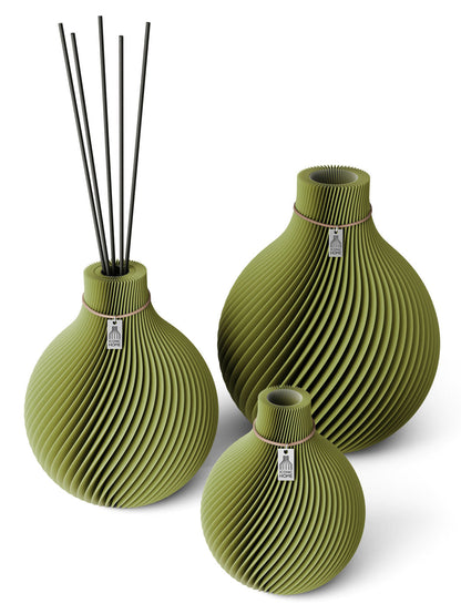 Duftvase Sphere Matcha Green naturfarbenes Band 26 cm 3er Set ICONIC HOME
