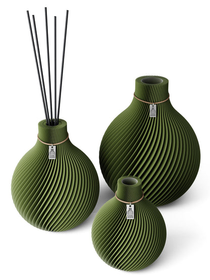 3 Vasen Set Duftvase Sphere Moss Green 26 cm ICONIC HOME Naturfarbenes Band