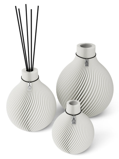 3 Vasen Set Duftvase Sphere Pure White 26 cm ICONIC HOME Schwarzes Band