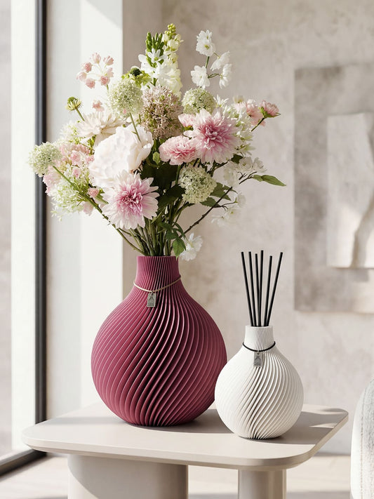Große Vase Sphere und kleine Diffusorvase - Berry & White Edition
